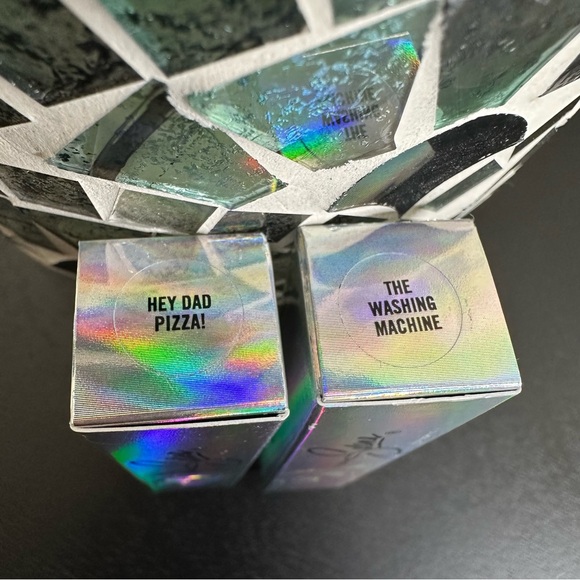 NWOT Set of 2 MAC Selena la Reina Lipglass - Picture 2 of 2